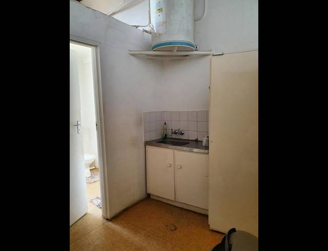 INDUSTRIAL FOR SALE IN LADYBRAND